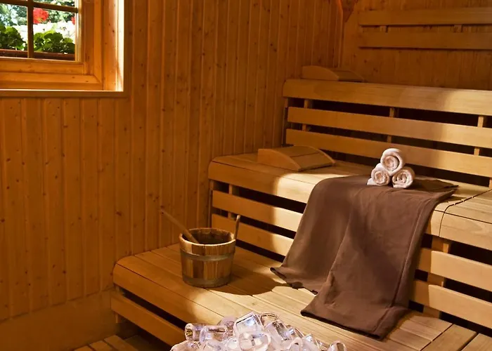 Отель Ensana Thermal Хевиз